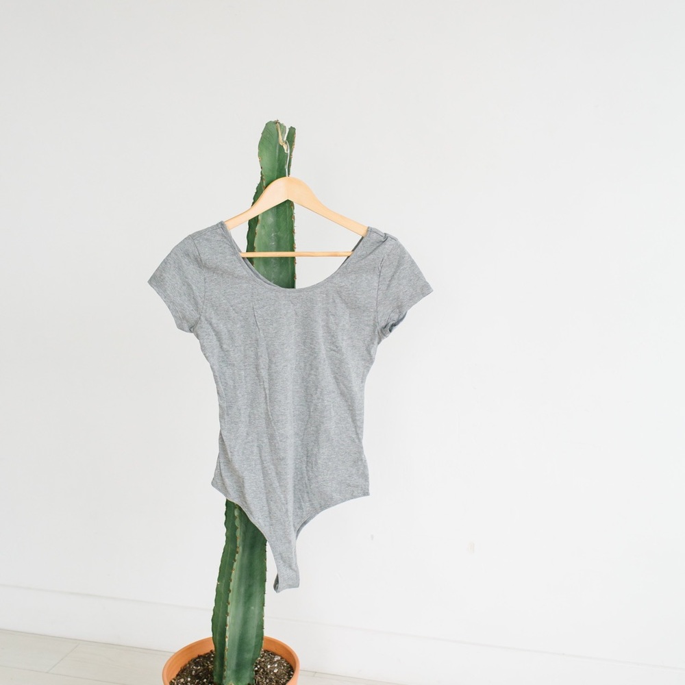 Basically Basic Bodysuit | Black - Picture 2 of 2